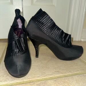 Poetic License Black Heels NWOT - Never Worn Size EU37